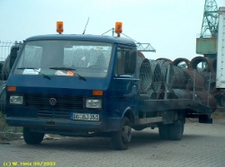 VW-LT-Abschleppwagen-dunkelblau[1]